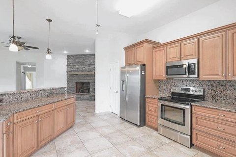 Villa ou maison à vendre à Beverly Hills, Floride: 3 chambres, 181.72 m2 № 2209619 - photo 6