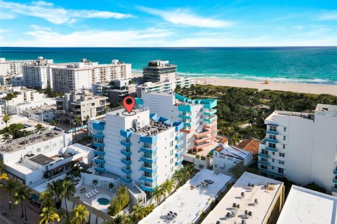 Купить кондоминиум в Майами-Бич, Флорида 1 спальня, 67.17м2, № 1984624 - фото 2