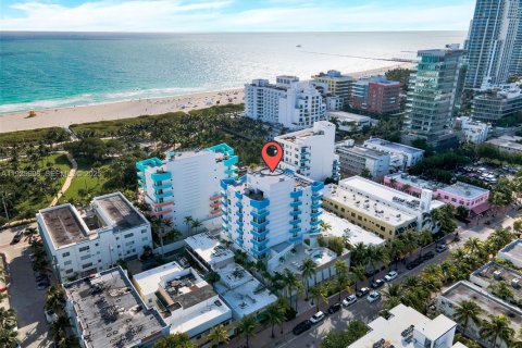 Купить кондоминиум в Майами-Бич, Флорида 1 спальня, 67.17м2, № 1984624 - фото 3