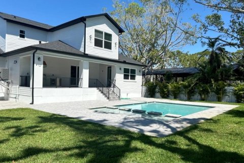 Casa en alquiler en Saint Petersburg, Florida, 4 dormitorios, 314.94 m2 № 1910517 - foto 13