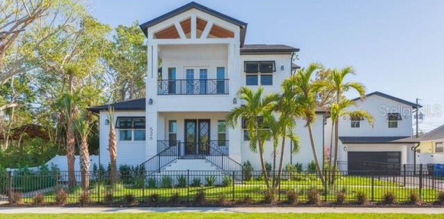 Casa en Saint Petersburg, Florida 4 dormitorios, 314.94 m2 № 1910517