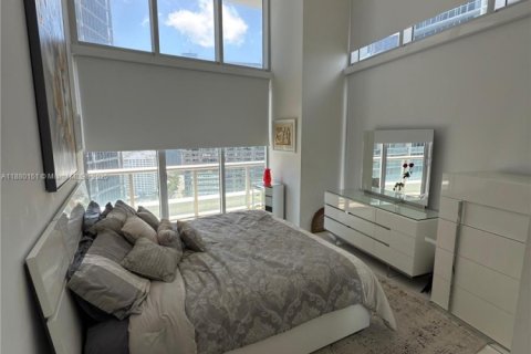 Condominio en alquiler en Miami, Florida, 2 dormitorios, 94.02 m2 № 1977544 - foto 5
