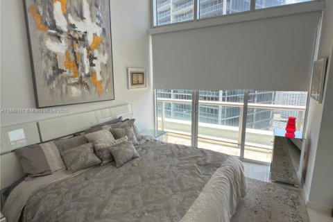 Condominio en alquiler en Miami, Florida, 2 dormitorios, 94.02 m2 № 1977544 - foto 4