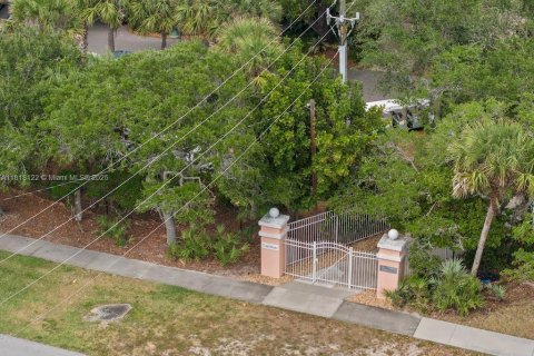 Condominio en venta en Vero Beach, Florida, 3 dormitorios, 198.44 m2 № 1775253 - foto 23