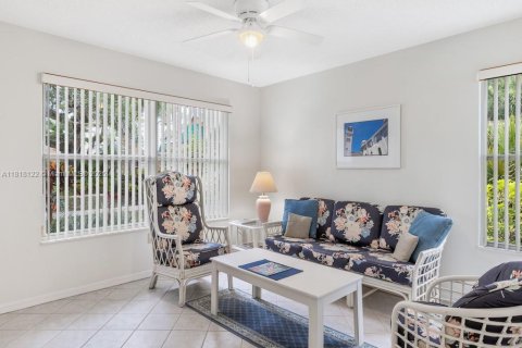 Condominio en venta en Vero Beach, Florida, 3 dormitorios, 198.44 m2 № 1775253 - foto 4