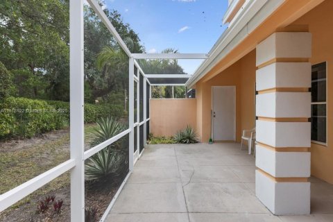 Condominio en venta en Vero Beach, Florida, 3 dormitorios, 198.44 m2 № 1775253 - foto 20