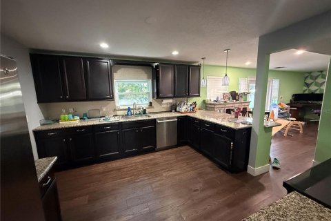 Villa ou maison à vendre à Tampa, Floride: 3 chambres, 221.48 m2 № 2419148 - photo 29