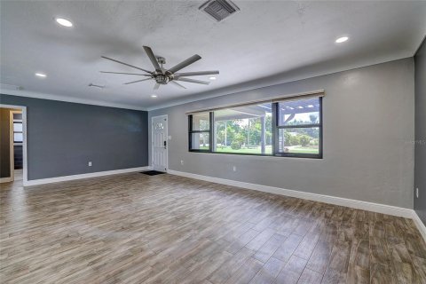 Villa ou maison à vendre à Sarasota, Floride: 4 chambres, 236.99 m2 № 2314923 - photo 10