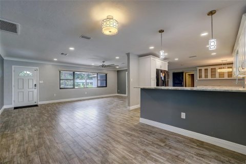 Villa ou maison à vendre à Sarasota, Floride: 4 chambres, 236.99 m2 № 2314923 - photo 14