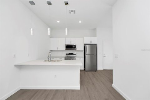 Adosado en alquiler en Davenport, Florida, 5 dormitorios, 187.66 m2 № 1798230 - foto 29