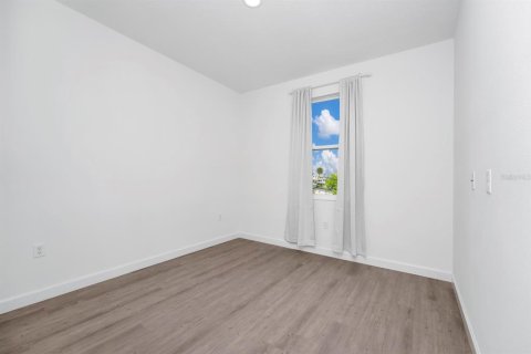 Adosado en alquiler en Davenport, Florida, 5 dormitorios, 187.66 m2 № 1798230 - foto 21