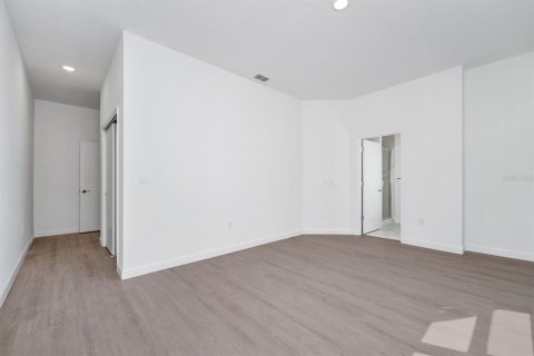 Adosado en alquiler en Davenport, Florida, 5 dormitorios, 187.66 m2 № 1798230 - foto 15