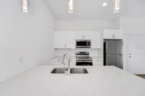 Adosado en alquiler en Davenport, Florida, 5 dormitorios, 187.66 m2 № 1798230 - foto 30