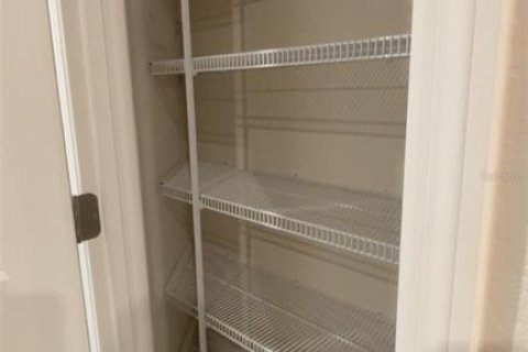 Apartamento en alquiler en Port Charlotte, Florida, 2 dormitorios, 97.73 m2 № 1885034 - foto 9