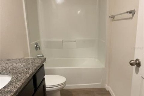 Apartamento en alquiler en Port Charlotte, Florida, 2 dormitorios, 97.73 m2 № 1885034 - foto 15