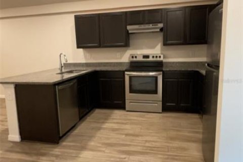 Apartamento en alquiler en Port Charlotte, Florida, 2 dormitorios, 97.73 m2 № 1885034 - foto 7