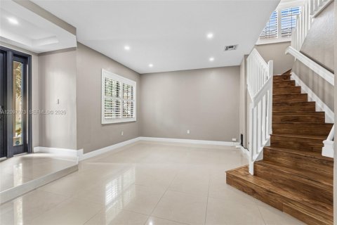 Villa ou maison à vendre à Pembroke Pines, Floride: 4 chambres, 225.57 m2 № 2395518 - photo 10