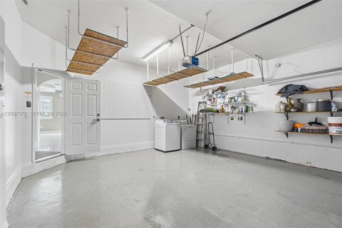 Villa ou maison à vendre à Pembroke Pines, Floride: 4 chambres, 225.57 m2 № 2395518 - photo 29