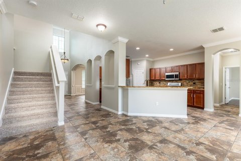 House in Winter Garden, Florida 6 bedrooms, 435.34 sq.m. № 1849853 - photo 17
