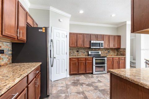 House in Winter Garden, Florida 6 bedrooms, 435.34 sq.m. № 1849853 - photo 10