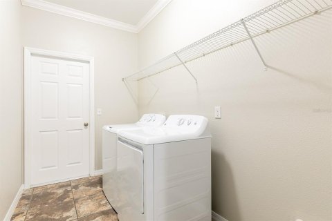House in Winter Garden, Florida 6 bedrooms, 435.34 sq.m. № 1849853 - photo 28
