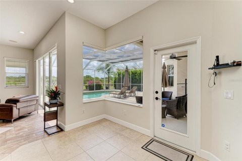 House in Bradenton, Florida 4 bedrooms, 322.09 sq.m. № 1683040 - photo 15