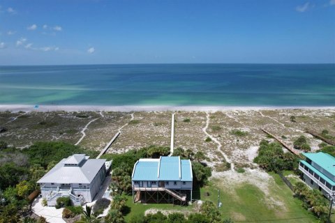 House in Placida, Florida 4 bedrooms, 177.54 sq.m. № 1082998 - photo 4