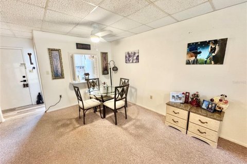 Condominio en venta en Port Charlotte, Florida, 1 dormitorio, 77.02 m2 № 1869130 - foto 15