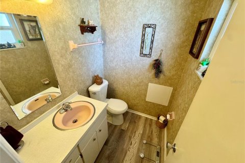 Condominio en venta en Port Charlotte, Florida, 1 dormitorio, 77.02 m2 № 1869130 - foto 7