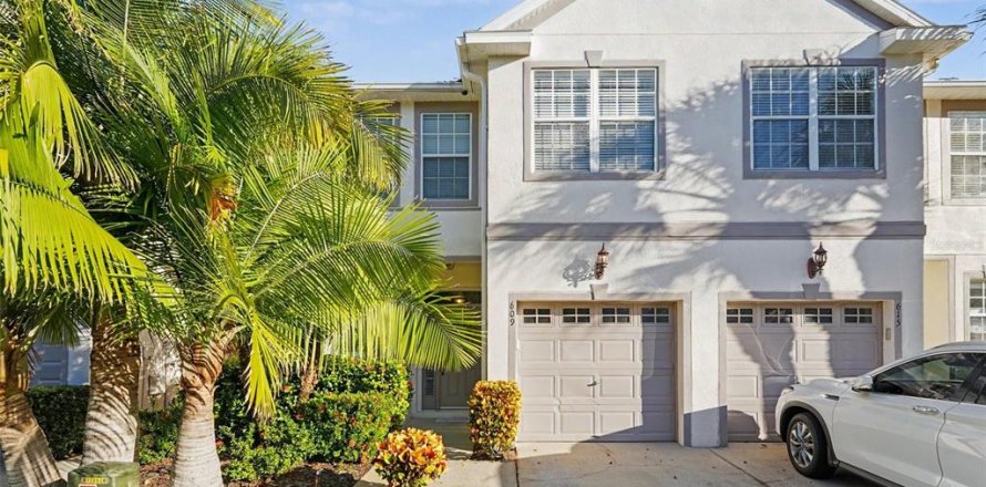 Touwnhouse à Saint Petersburg, Floride 3 chambres, 124.77 m2 № 2434879