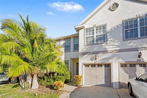 Touwnhouse à vendre à Saint Petersburg, Floride: 3 chambres, 124.77 m2 № 2434879 - photo 2