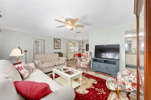 Casa en venta en Summerfield, Florida, 3 dormitorios, 153.29 m2 № 1913135 - foto 9