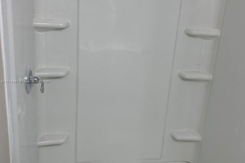 Condo in Miramar, Florida, 2 bedrooms № 1984926 - photo 24