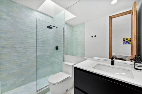 Apartamento en alquiler en Miami Beach, Florida, 1 dormitorio, 85.66 m2 № 1953419 - foto 10