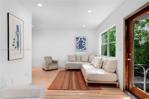 Apartamento en alquiler en Miami Beach, Florida, 1 dormitorio, 85.66 m2 № 1953419 - foto 16