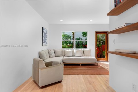 Apartamento en alquiler en Miami Beach, Florida, 1 dormitorio, 85.66 m2 № 1953419 - foto 11