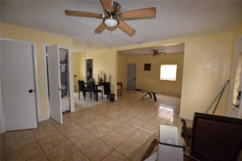 Casa en alquiler en Orlando, Florida, 3 dormitorios, 106.19 m2 № 2103636 - foto 5