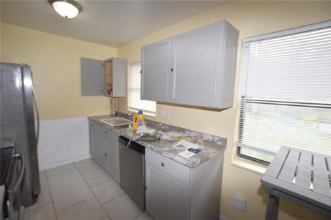 Casa en alquiler en Orlando, Florida, 3 dormitorios, 106.19 m2 № 2103636 - foto 11