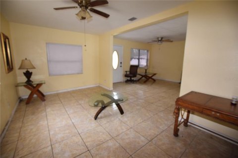 Casa en alquiler en Orlando, Florida, 3 dormitorios, 106.19 m2 № 2103636 - foto 8