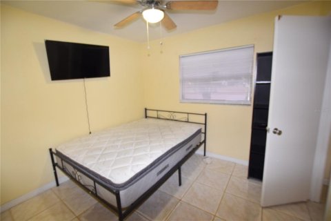 Casa en alquiler en Orlando, Florida, 3 dormitorios, 106.19 m2 № 2103636 - foto 15