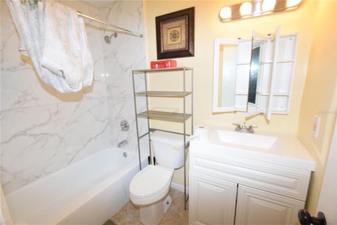 Casa en alquiler en Orlando, Florida, 3 dormitorios, 106.19 m2 № 2103636 - foto 14