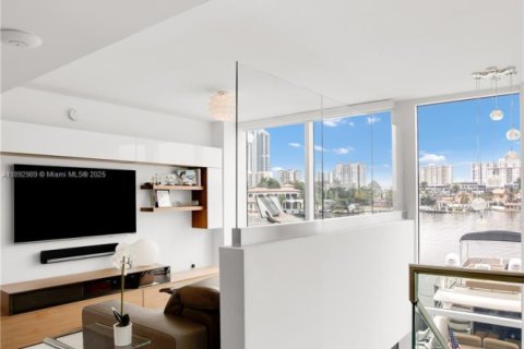 Condo in Sunny Isles Beach, Florida, 2 bedrooms  № 1954058 - photo 6
