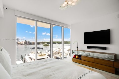 Condo in Sunny Isles Beach, Florida, 2 bedrooms  № 1954058 - photo 8