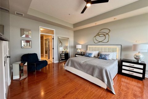 Condominio en alquiler en Orlando, Florida, 2 dormitorios, 169.45 m2 № 1899656 - foto 19