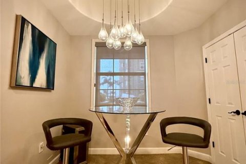 Condominio en alquiler en Orlando, Florida, 2 dormitorios, 169.45 m2 № 1899656 - foto 14