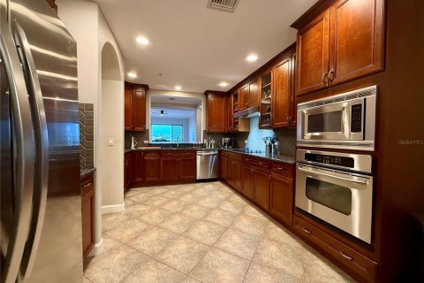 Condominio en alquiler en Orlando, Florida, 2 dormitorios, 169.45 m2 № 1899656 - foto 11
