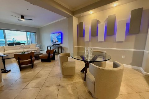 Condominio en alquiler en Orlando, Florida, 2 dormitorios, 169.45 m2 № 1899656 - foto 9