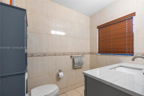 Villa ou maison à vendre à Miami Gardens, Floride: 3 chambres, 112.04 m2 № 2176081 - photo 13