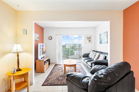 Condo in Bradenton, Florida, 2 bedrooms  № 2142353 - photo 14