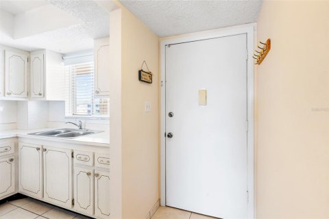 Condo in Bradenton, Florida, 2 bedrooms  № 2142353 - photo 4